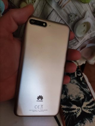 Huawei Y6 2018 bianco