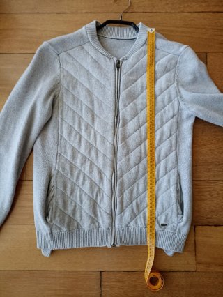Chaqueta Zara gris acolchada cremallera S/M