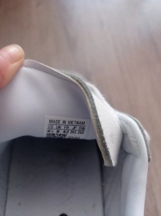 Zapatillas Adidas Blancas y Grises