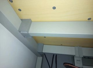 Escritorio oficina con cajonera