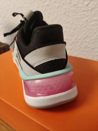Zapatillas Puma Negras y Rosas Nuevas