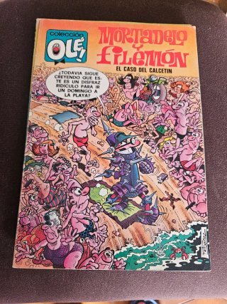 3 cómics; mortadelo y filemón.