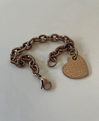 Pulsera Corazón con Logo