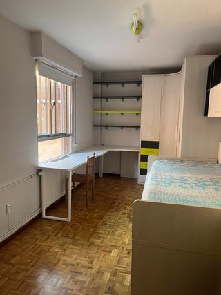 Piso de 4 Habitaciones con Garaje