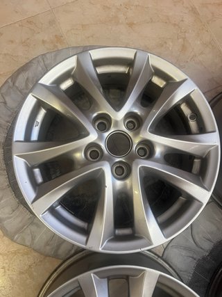 Llantas Mazda (4 unidades)