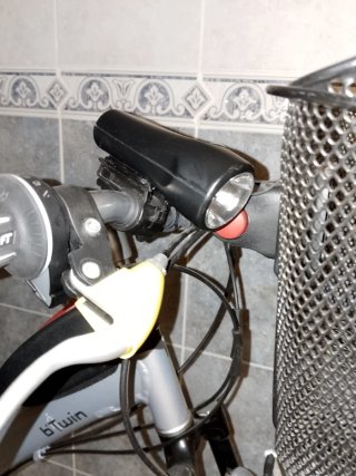 Bicicleta Gris con Cesta. Usado un par de veces