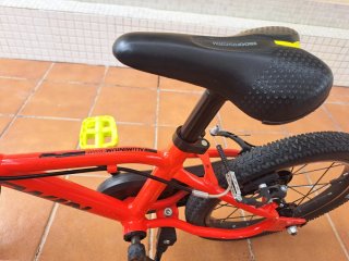 Bici infantil Decathlon 16 roja