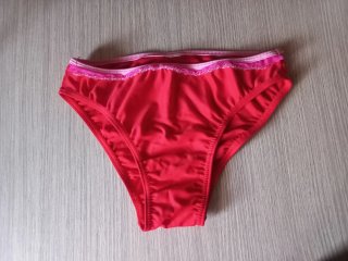 Bikini bambina rosso con dettagli