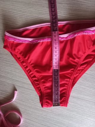 Bikini bambina rosso con dettagli