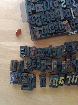 Lote antiguo tipos imprenta madera
