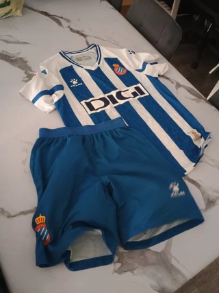 Camiseta RCDE + Pantalón Talla M