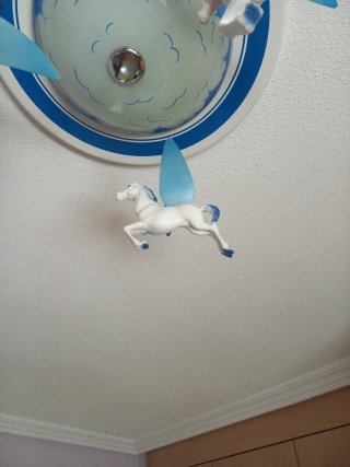 Lámpara infantil unicornios voladores