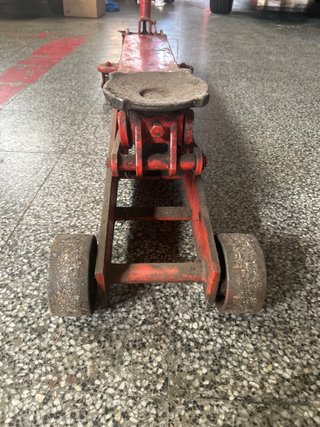 Gato hidráulico para coche