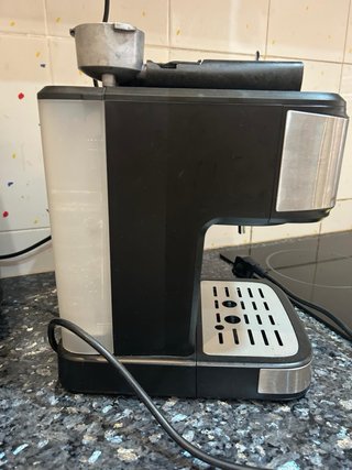 Cafetera Ufesa Modena Espresso con Vaporizador