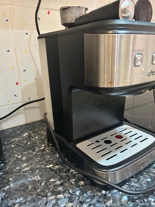 Cafetera Ufesa Modena Espresso con Vaporizador