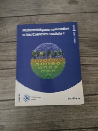 vendo lote de 8 libros de primero de bachillerato.