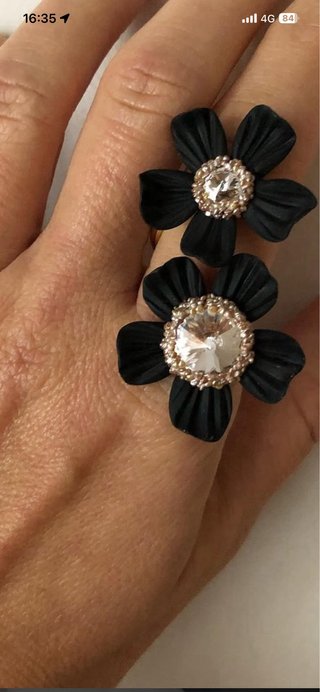 Anillo Le Touquet Flor Anémona Negro Dorado