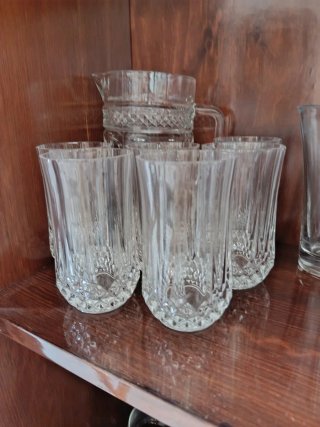 Juego de copas de cristal tallado de 12 servicios