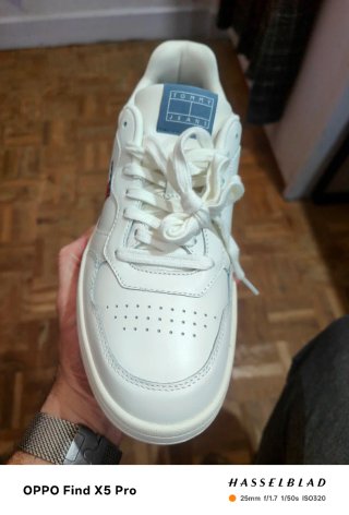 Zapatillas Tommy Jeans Rojas y Blancas