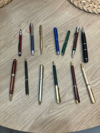 Lote de bolígrafos variados
