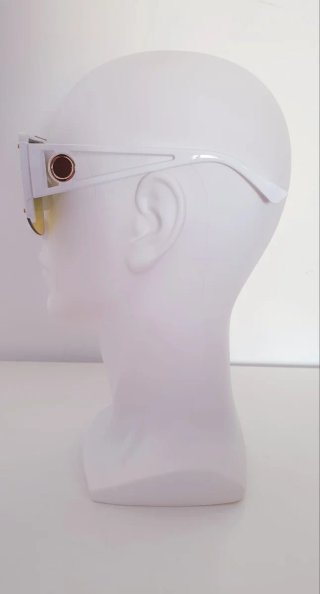 GAFAS DE SOL FUTURISTA