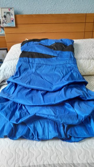 Vestido corto fiesta azul y negro