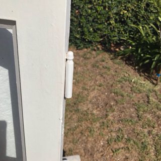 Ventana clásica de madera con 6 cristales