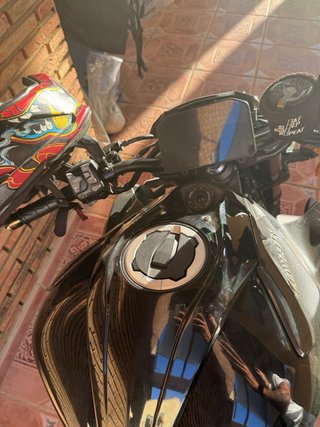 Kawasaki Z1100 Naked Negra