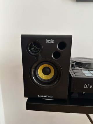 Hercules DJ Control Inpulse 500 Altavoces Hercules