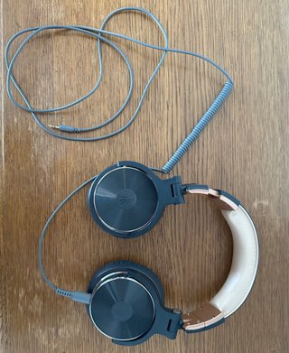 Hercules DJ Control Inpulse 500 Altavoces Hercules