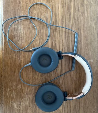 Hercules DJ Control Inpulse 500 Altavoces Hercules