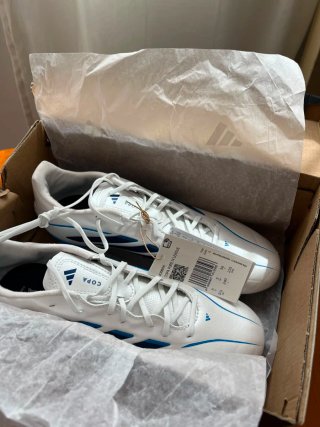 Zapatillas Adidas Copa Fútbol Blancas y Azules
