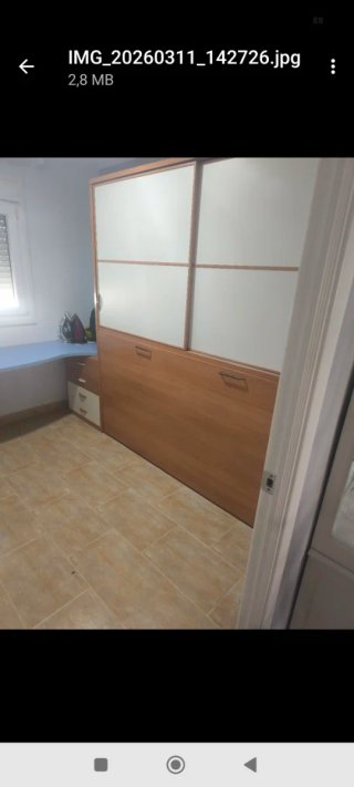 Dormitorio individual  armario para niño o persona