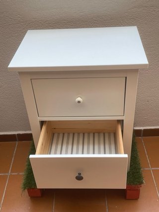 Mesitas de noche IKEA HEMNES blancas
