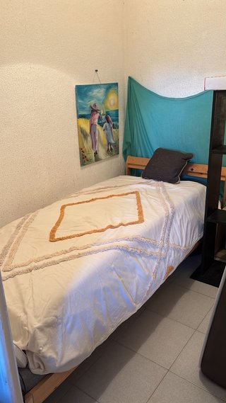 Cama individual con colchón