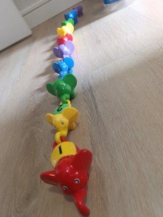 Juego de 10 elefantes enumerados