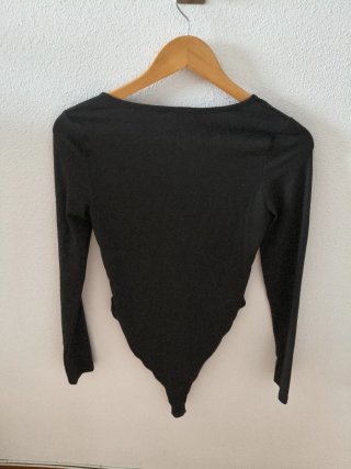Body negro manga larga Shein talla M/L