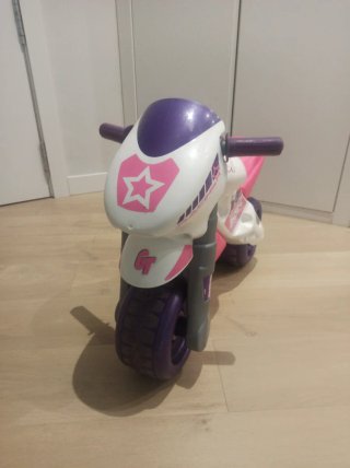 Moto correpasillos Feber RR Rosa