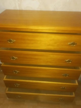Cómoda de madera 5 cajones