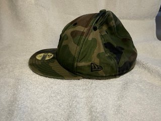 Gorra New Era DC Camuflaje Talla 7 3/8