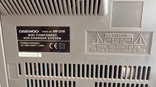 Radiocaset plata y negro