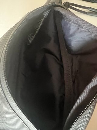 Riñonera Lacoste Negra