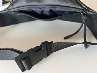 Riñonera Lacoste Negra