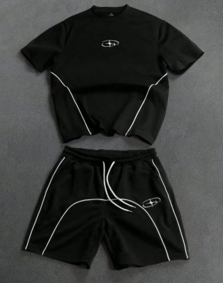 Conjunto camiseta y shorts negros