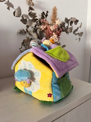 Casita de peluche para bebés