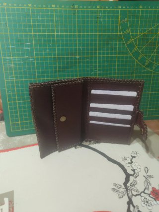 Monedero artesanal piel hecho a mano