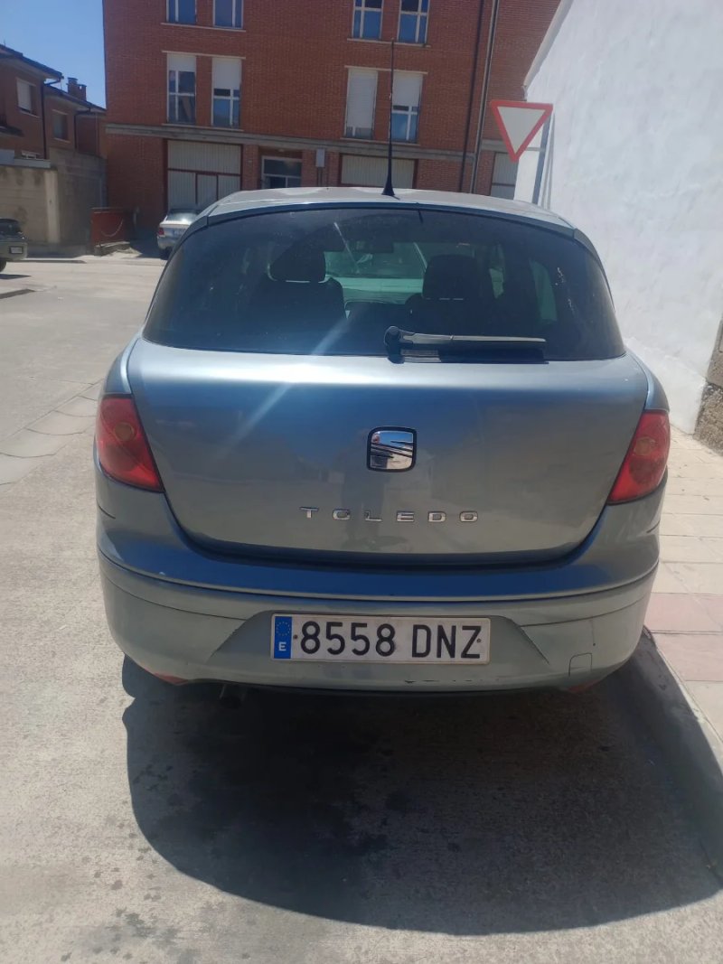 SEAT Toledo 2005 - foto 1
