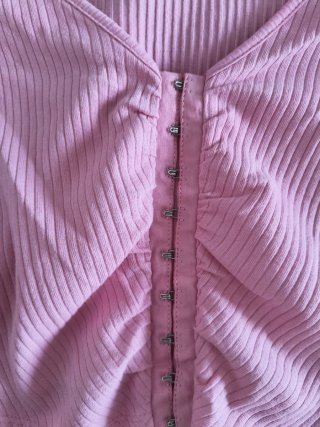 Crop top manga larga rosa Stradivarius, talla M