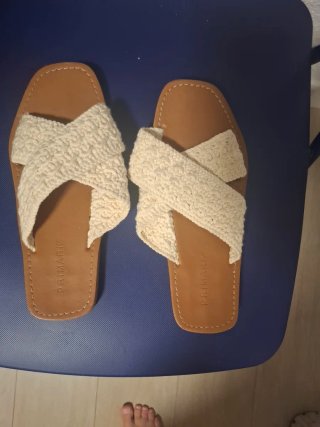 Sandalias Primark Cruzadas Blancas y Marrones