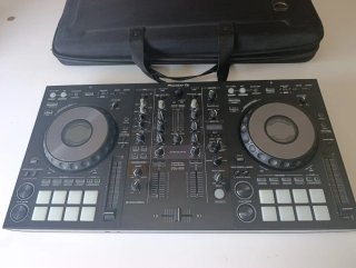 Controlador DJ Pioneer DDJ-800